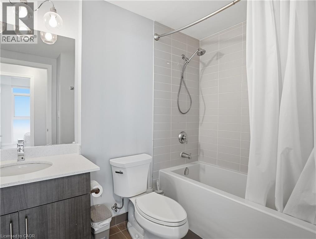 560 North Service Road Unit# 708 Property Photo 8