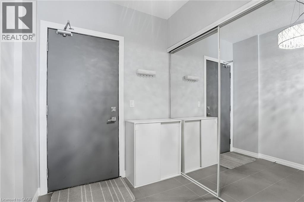 560 North Service Road Unit# 708 Property Photo 10