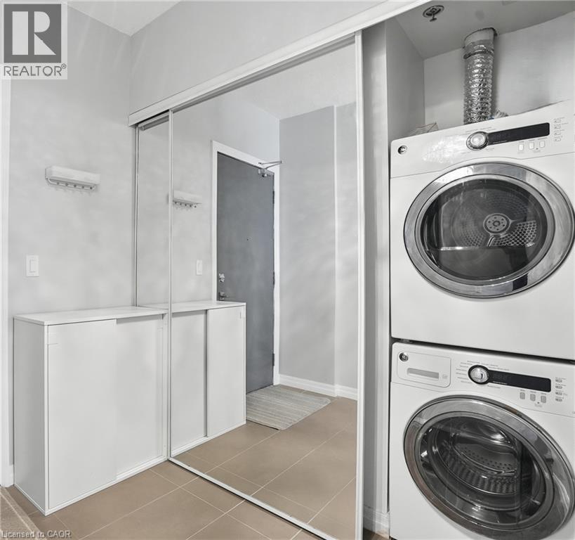 560 North Service Road Unit# 708 Property Photo 11