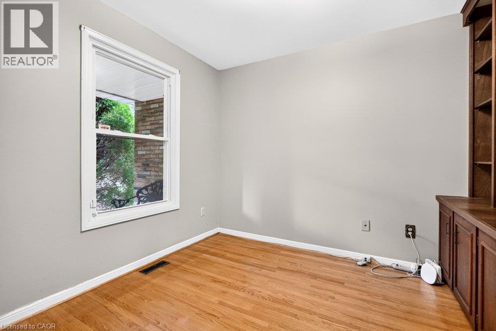 159 All Saints Crescent Property Photo 11
