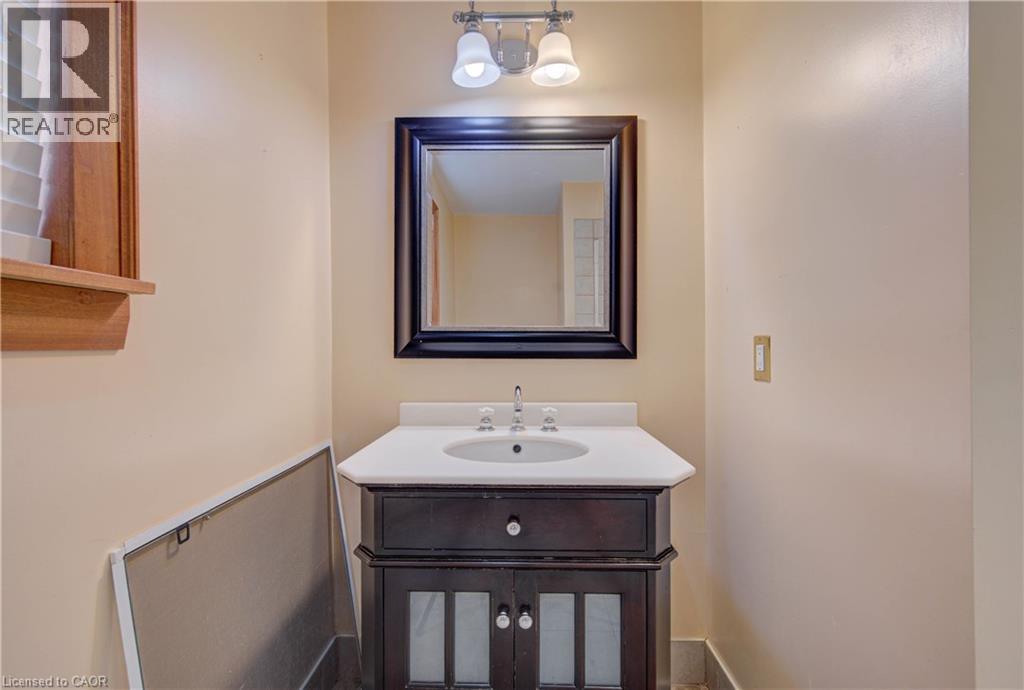 500 Dundas Street S Property Photo 16