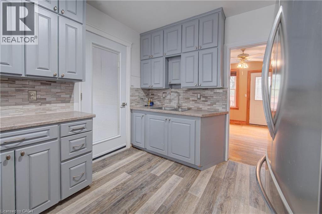 500 Dundas Street S Property Photo 19