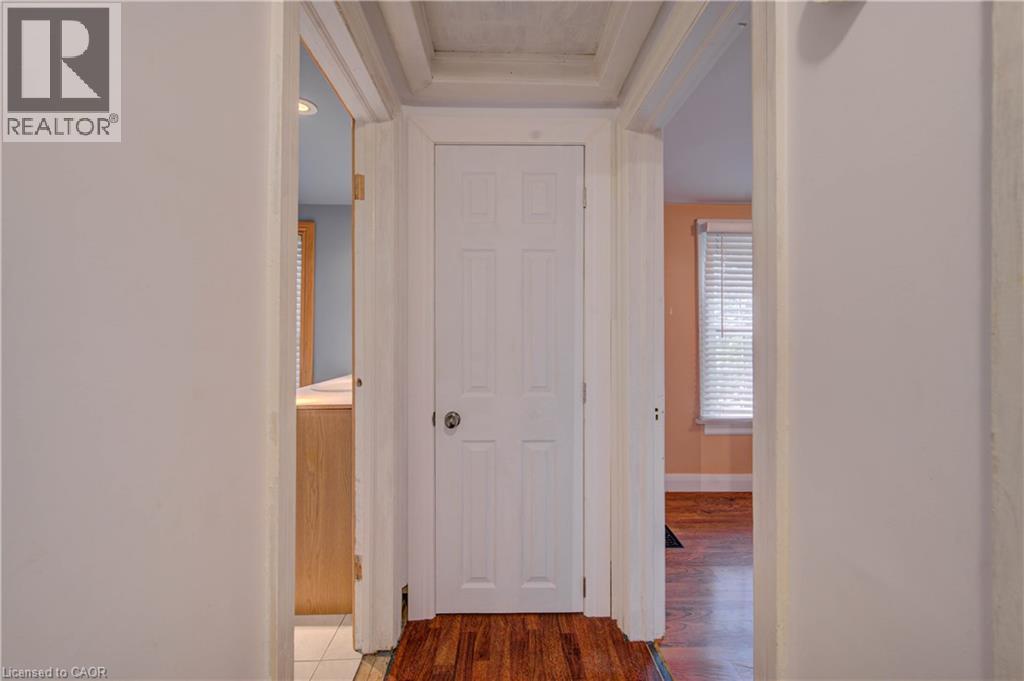 500 Dundas Street S Property Photo 24