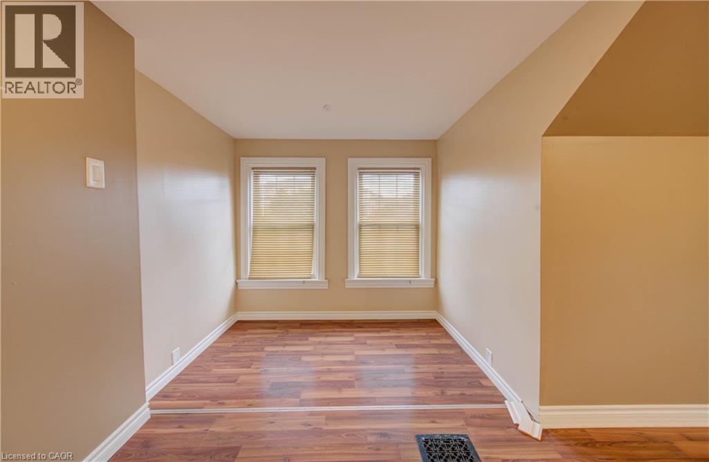 500 Dundas Street S Property Photo 26