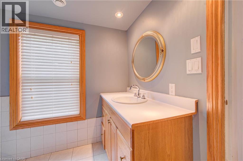 500 Dundas Street S Property Photo 30
