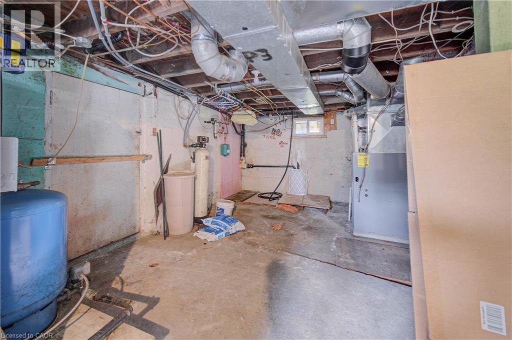 500 Dundas Street S Property Photo 32