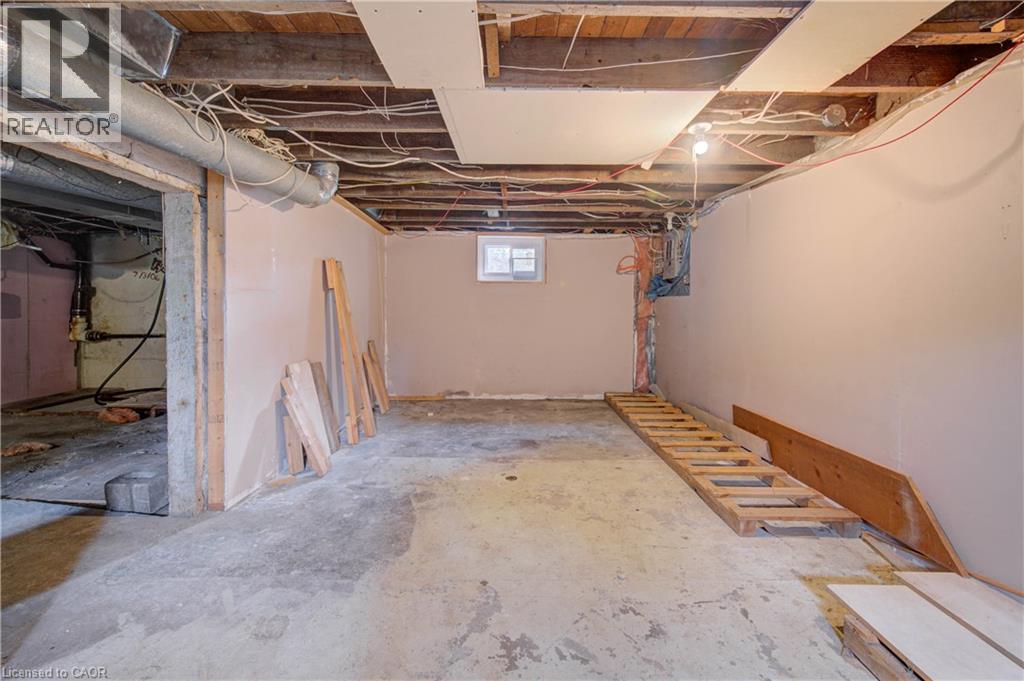 500 Dundas Street S Property Photo 35