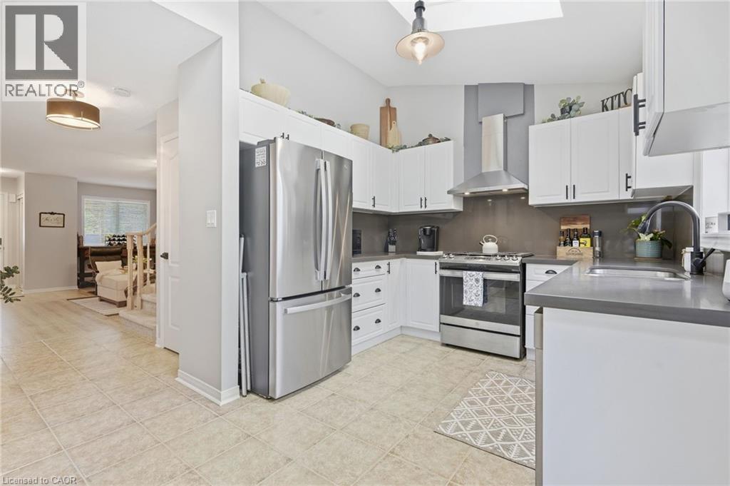 14 Kenyon Crescent Property Photo 10