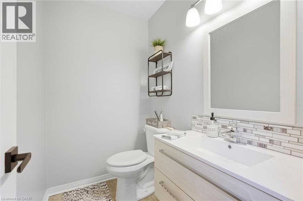 14 Kenyon Crescent Property Photo 16