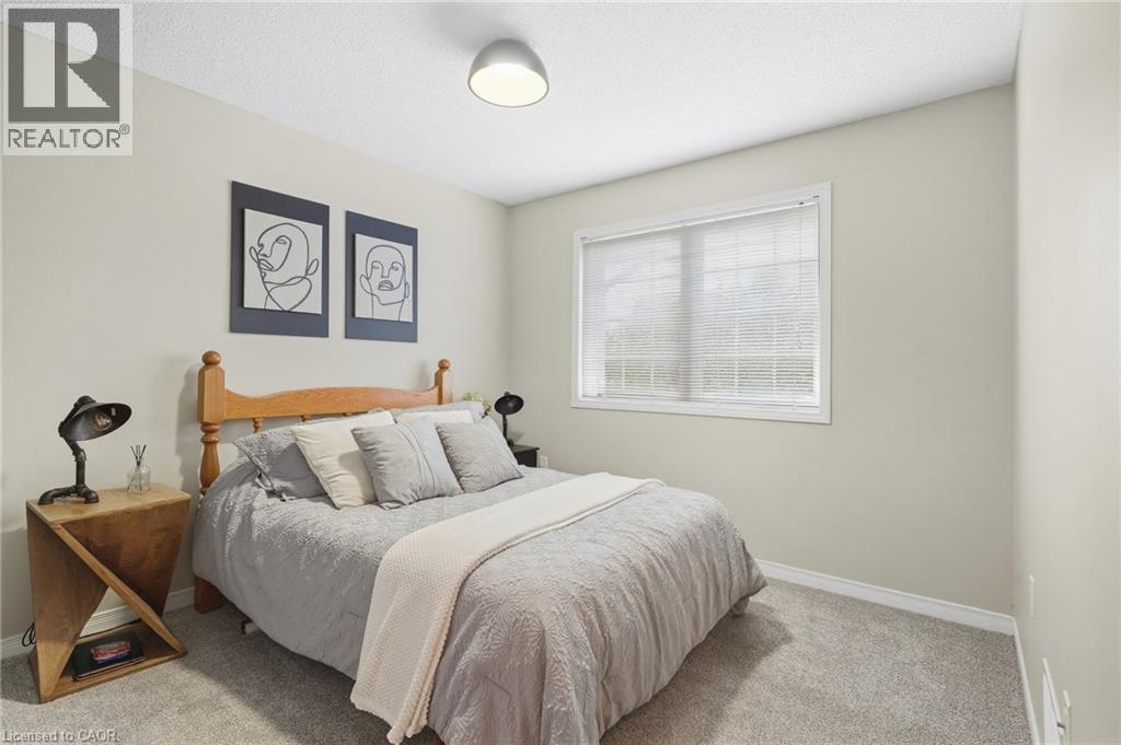 14 Kenyon Crescent Property Photo 21