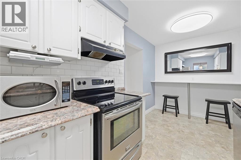 1548 Newlands Crescent Unit# 14 Property Photo 11