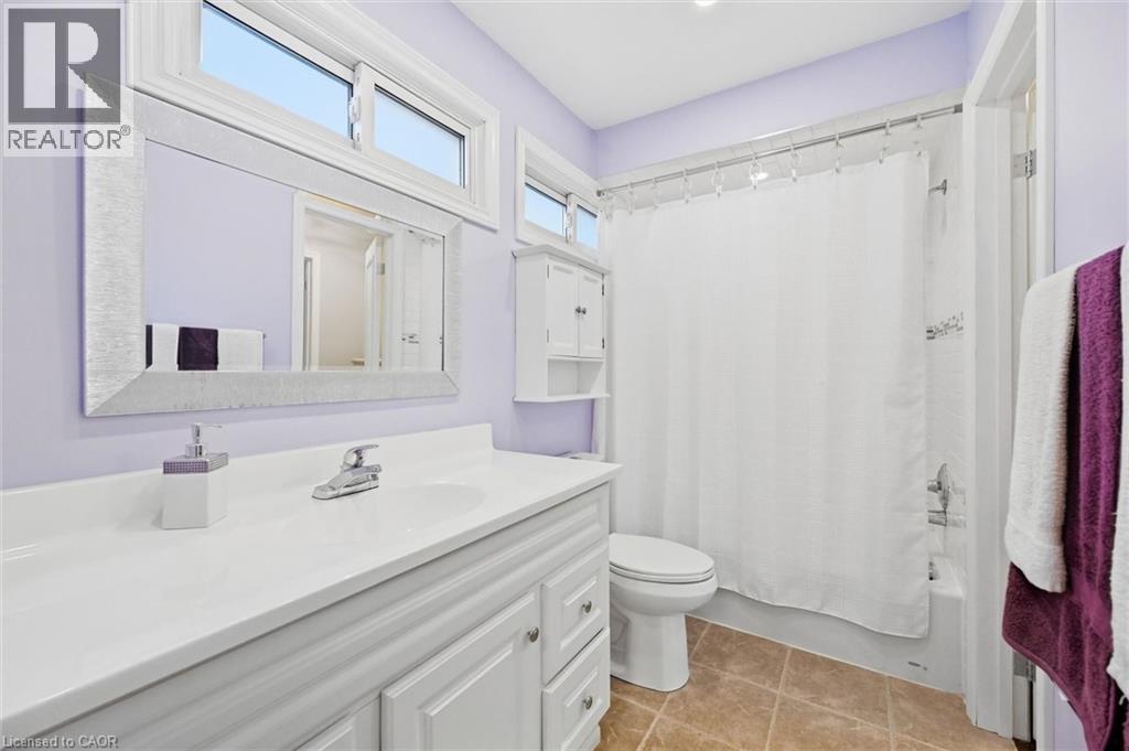 1548 Newlands Crescent Unit# 14 Property Photo 19