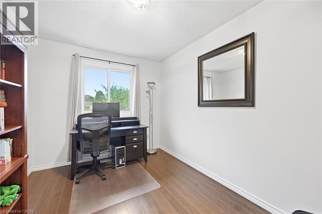 1548 Newlands Crescent Unit# 14 Property Photo 25