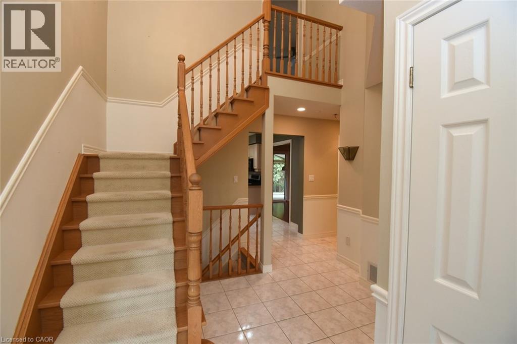 715 Bateman Court Property Photo 4