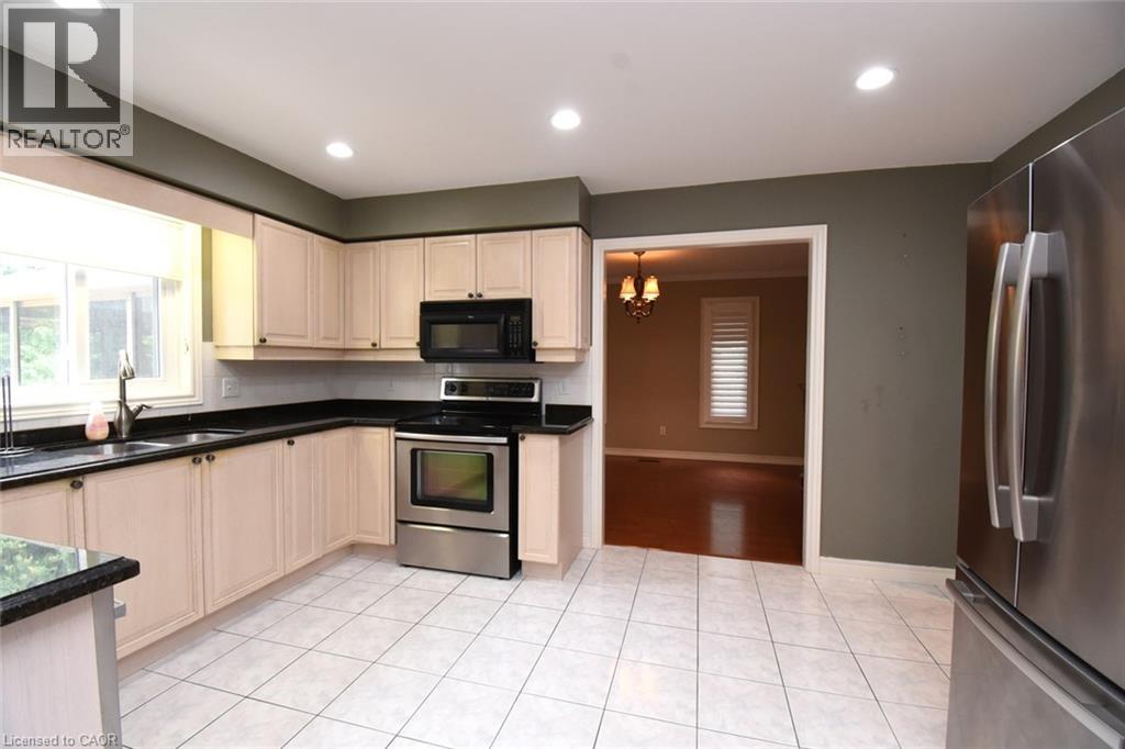 715 Bateman Court Property Photo 13