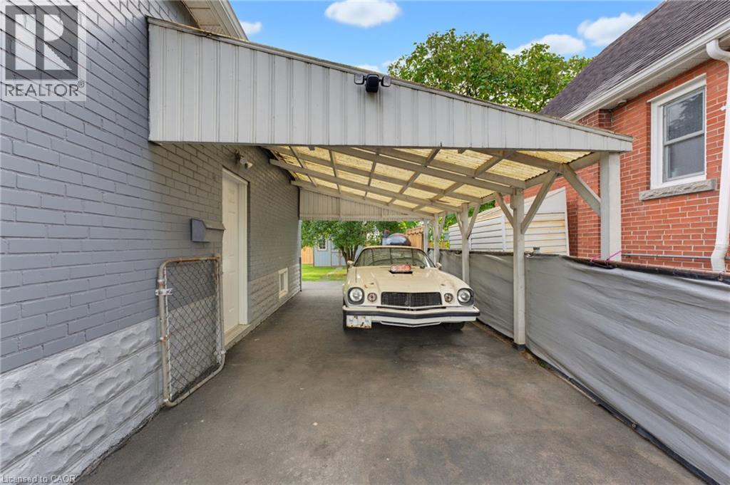 551 Upper Sherman Avenue Property Photo 4