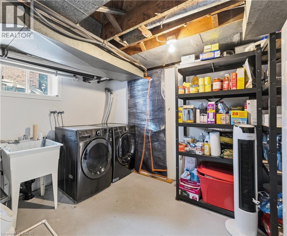 206 East 19th Street Property Photo 23