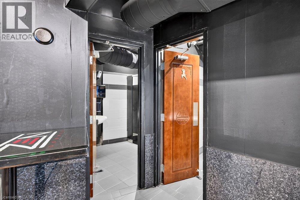 69 John Street S Unit# Ll 100 Property Photo 12