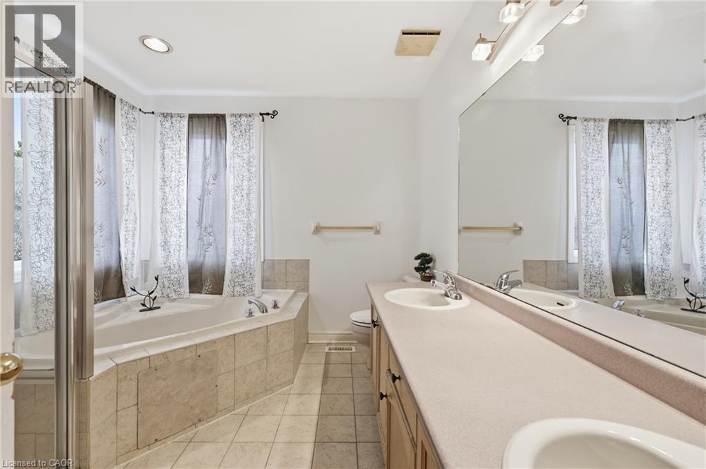 11 Redtail Crescent Property Photo 24