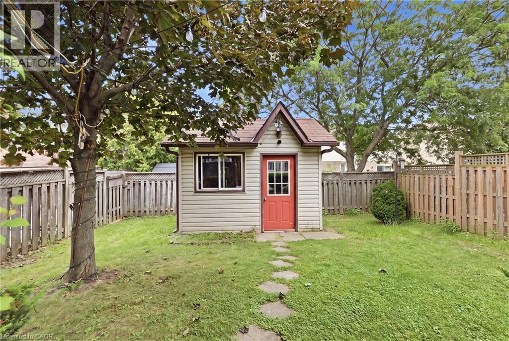 11 Redtail Crescent Property Photo 37