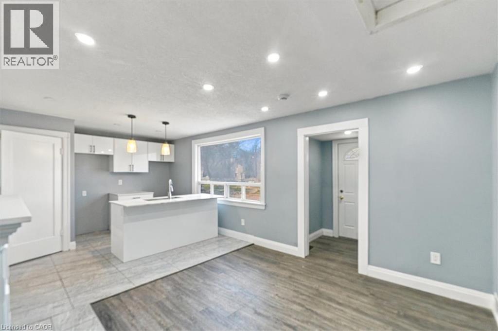 82 Norfolk Avenue Property Photo 6