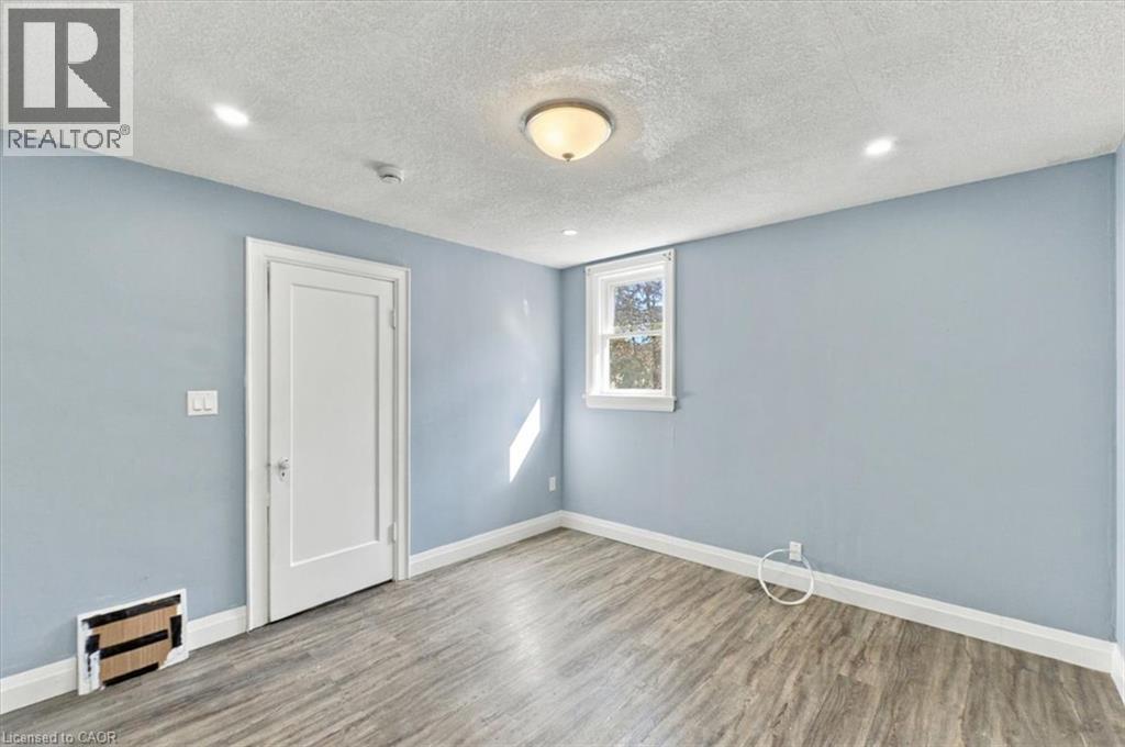 82 Norfolk Avenue Property Photo 10