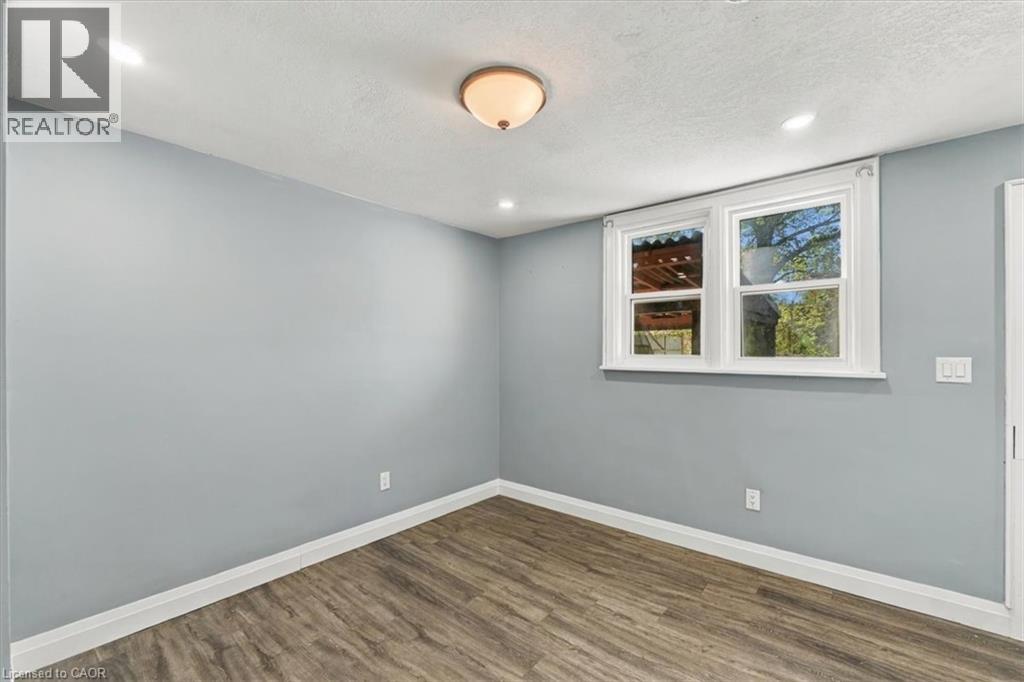 82 Norfolk Avenue Property Photo 14