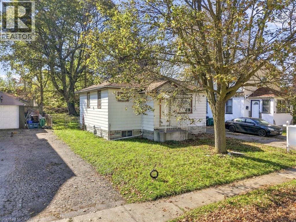 82 Norfolk Avenue Property Photo 27