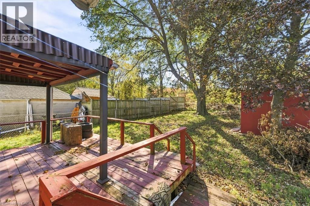 82 Norfolk Avenue Property Photo 29