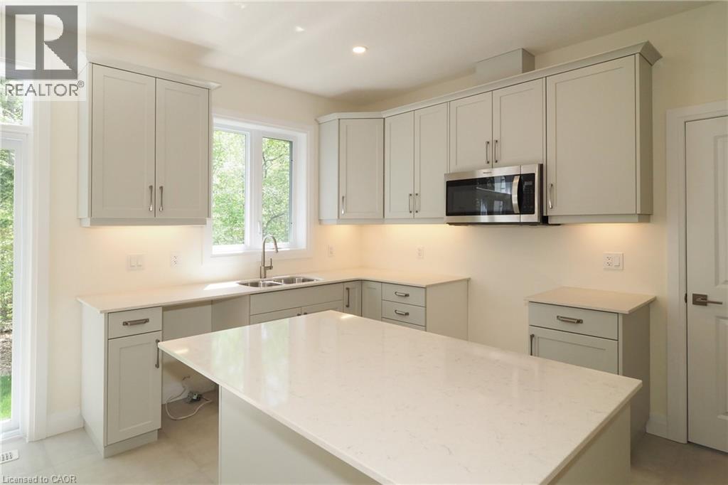 220 Jeffrey Place Property Photo 14