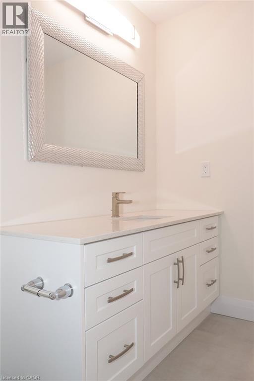 220 Jeffrey Place Property Photo 32