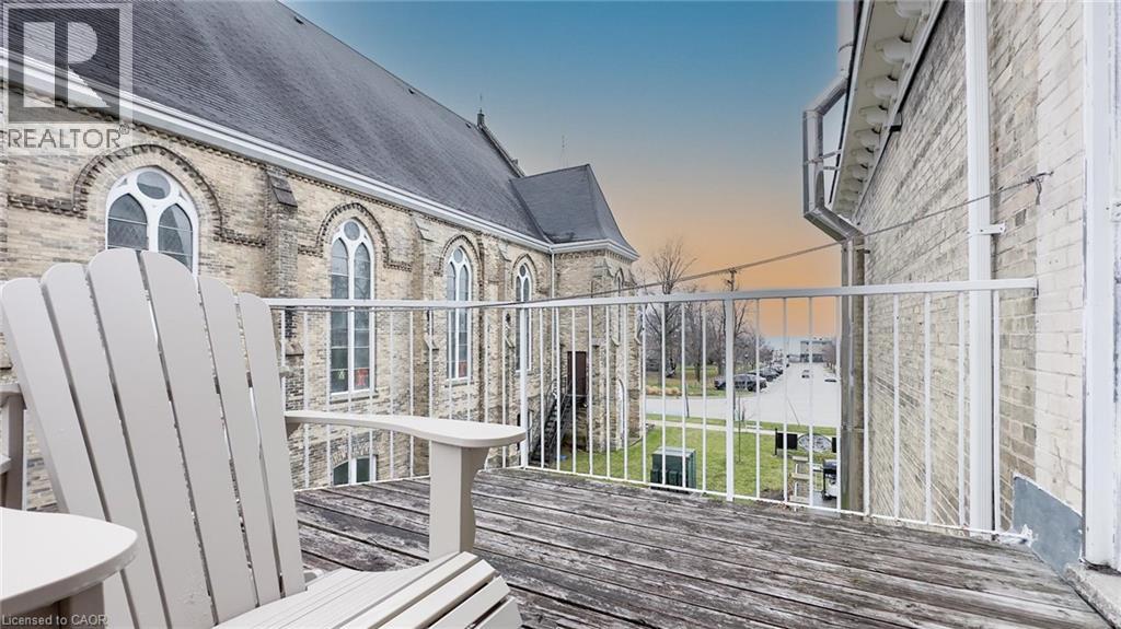 731 Princes Street N Property Photo 18