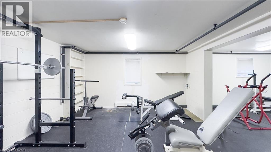 731 Princes Street N Property Photo 31