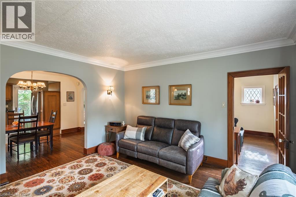 17 Lincoln Avenue Property Photo 18