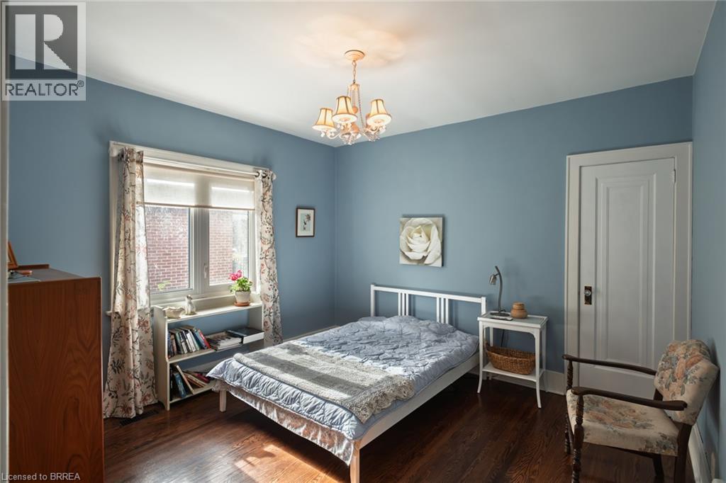 17 Lincoln Avenue Property Photo 30
