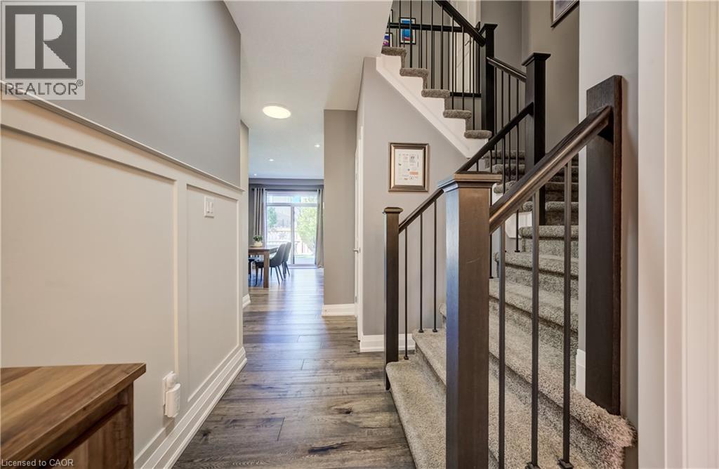 35 Greyhawk Street Property Photo 5