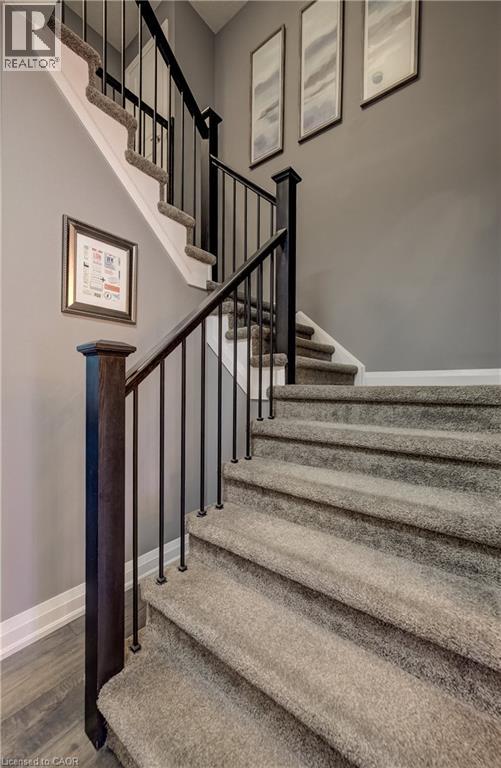 35 Greyhawk Street Property Photo 21