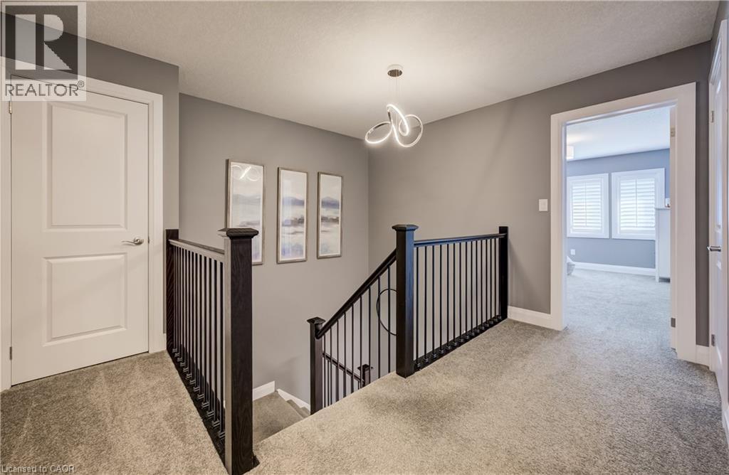 35 Greyhawk Street Property Photo 22