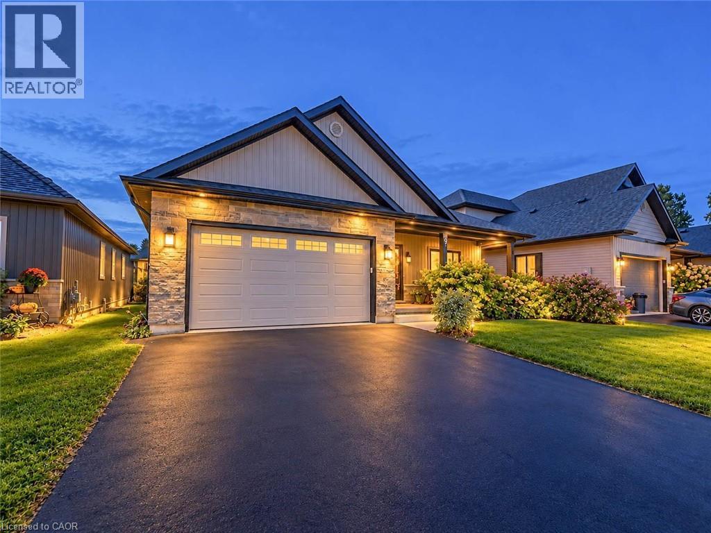 9 Postma Drive Property Photo 2