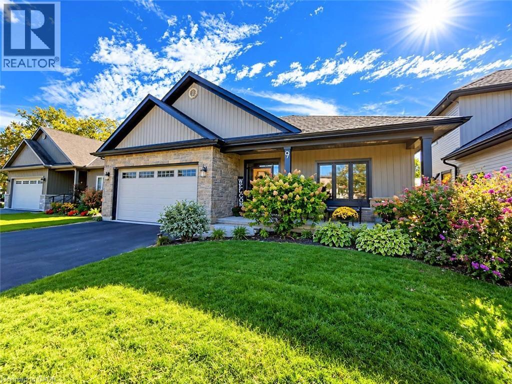 9 Postma Drive Property Photo 3