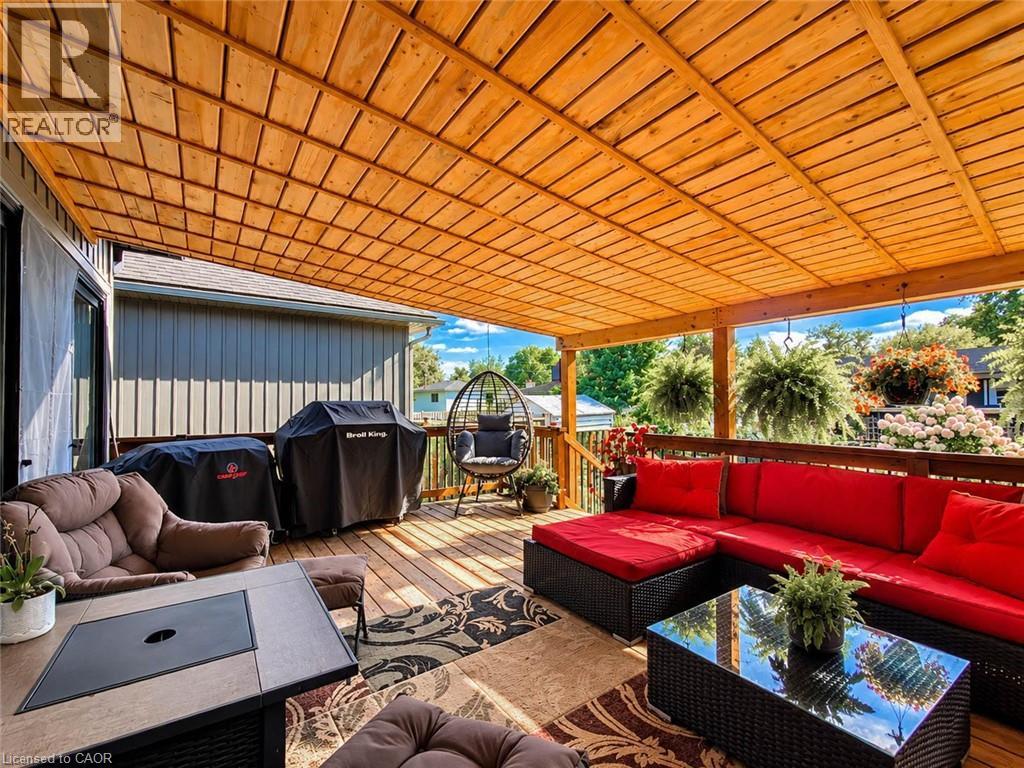 9 Postma Drive Property Photo 8