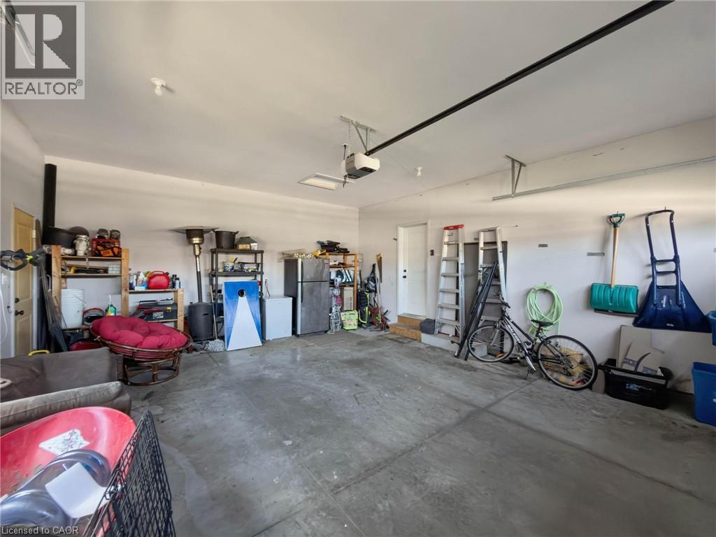 9 Postma Drive Property Photo 31