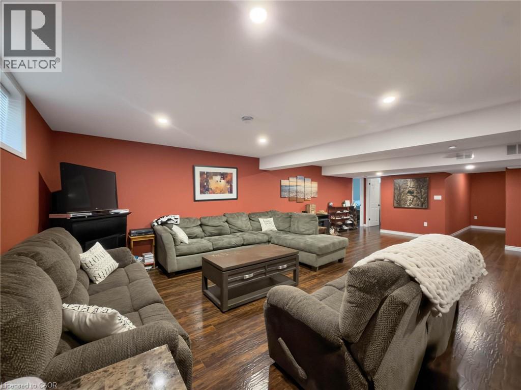 9 Postma Drive Property Photo 34