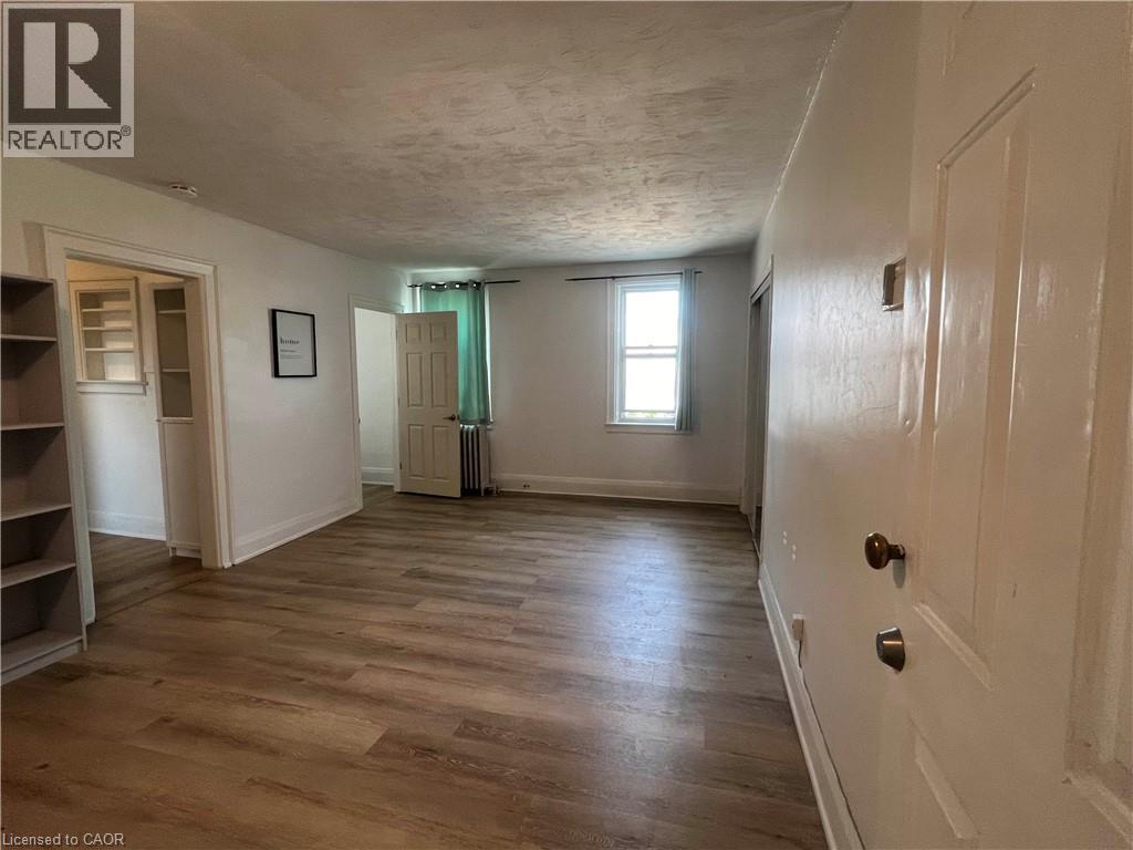 102 GREENSIDES Avenue Unit# 8 Property Photo 1