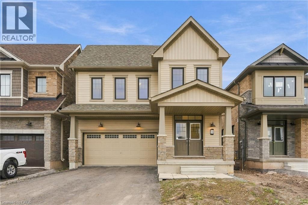166 AVIRON Crescent