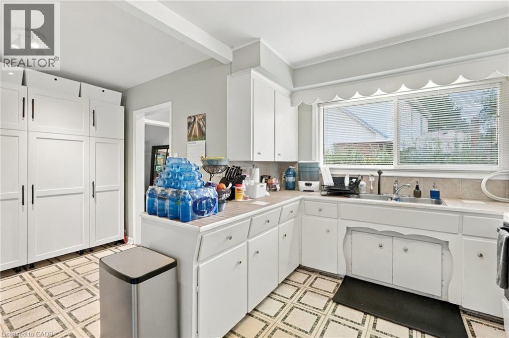 63 Ofield Road Property Photo 8