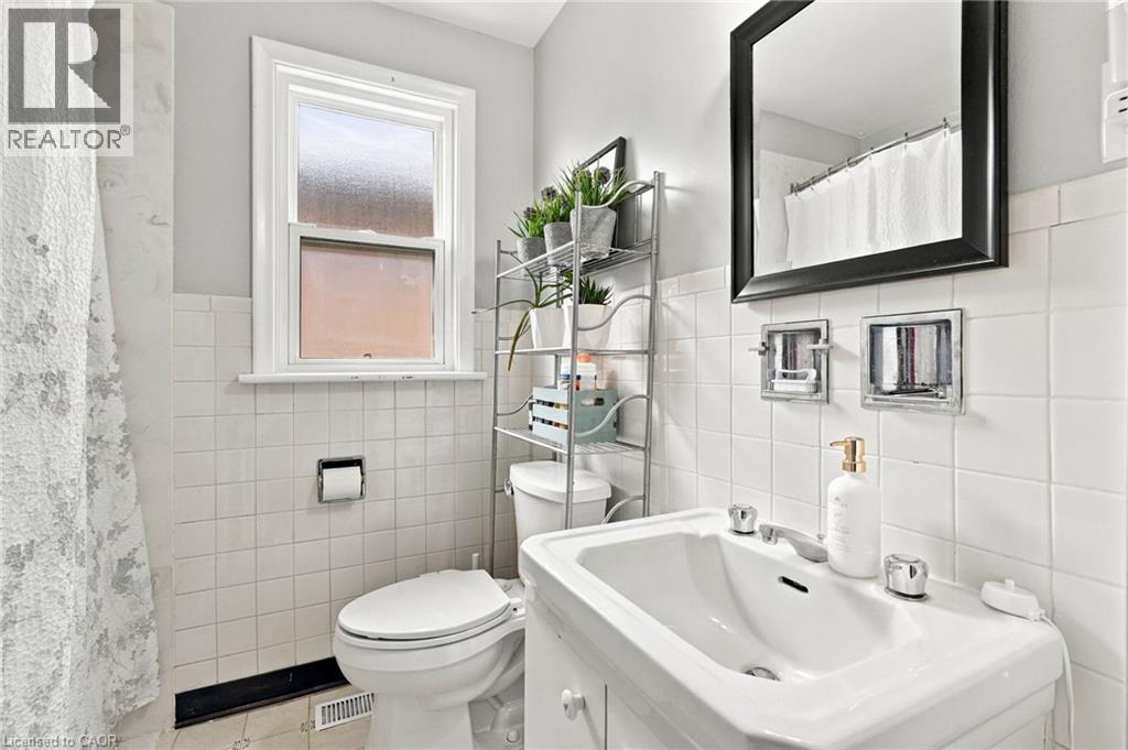 63 Ofield Road Property Photo 11
