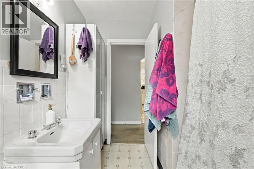 63 Ofield Road Property Photo 12