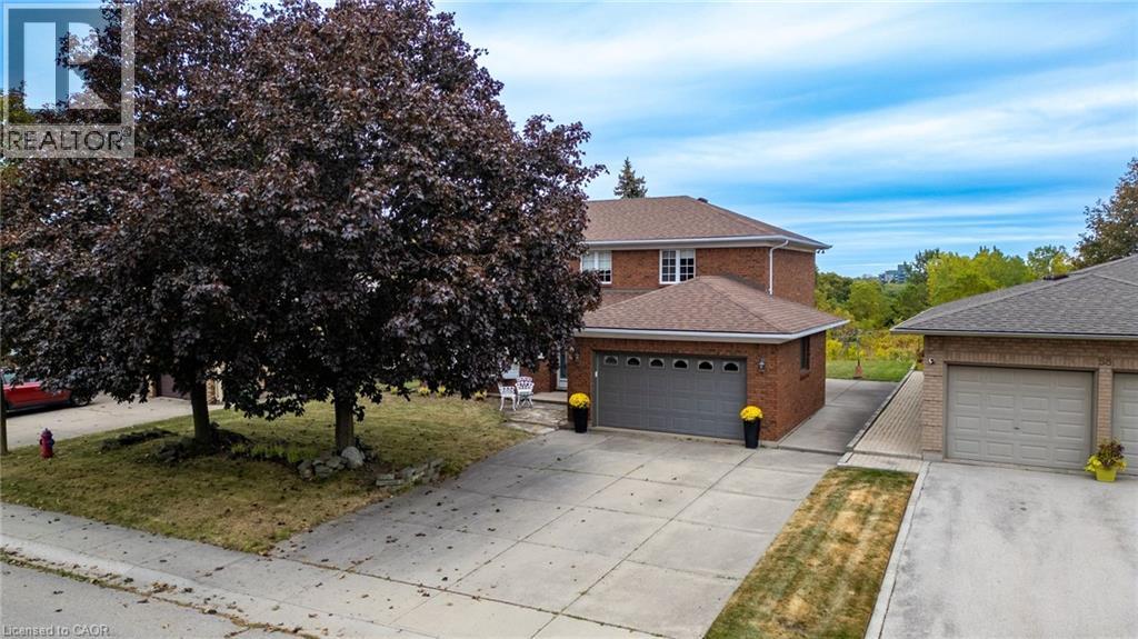 54 Monte Drive Property Photo 4