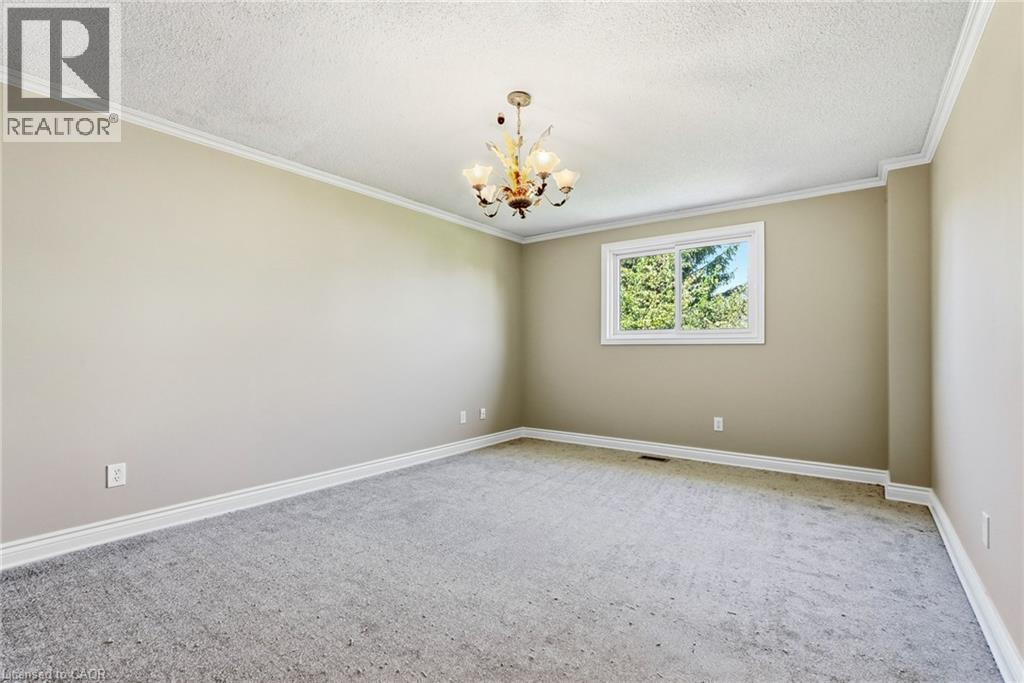 121 First Road W Property Photo 23